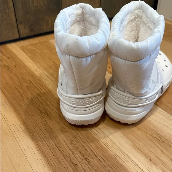 CROCS White Winter Boots NWT - Picture 5 of 8